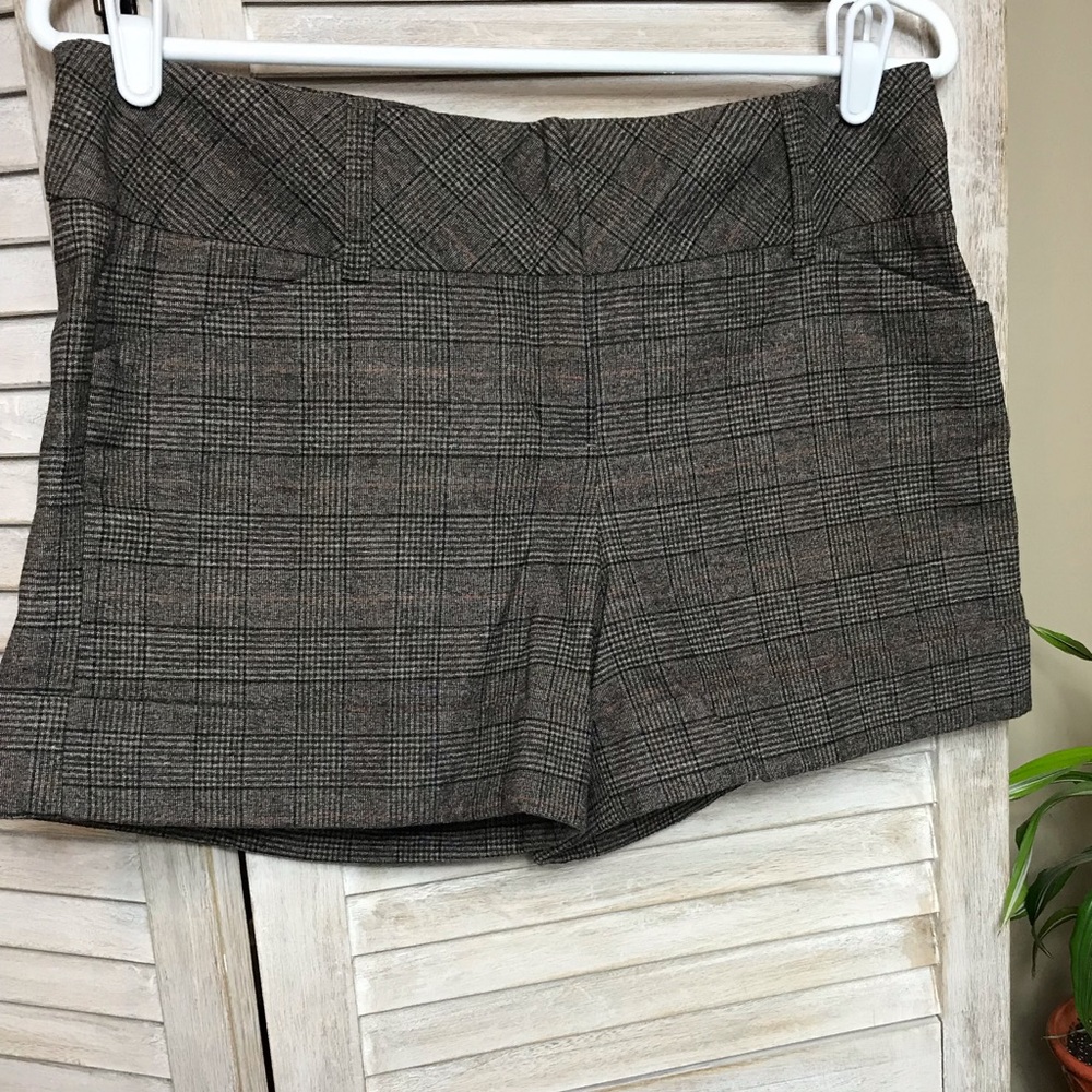 EXPRESS SHORTS